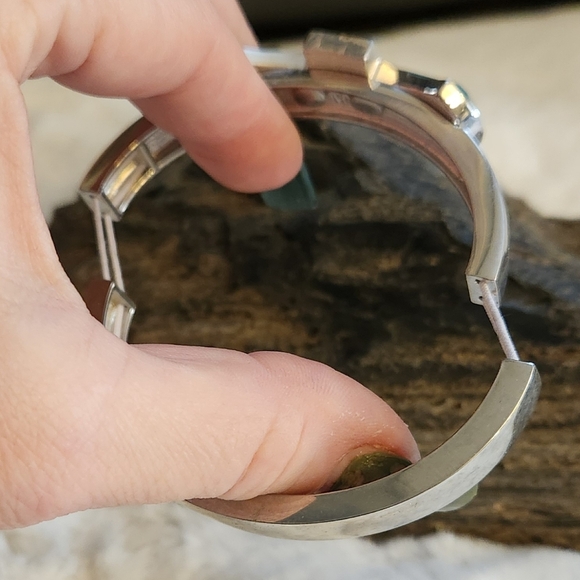 NWOT Lia Sophia "Pretty Perfect" Turquoise and Silver Cut Crystal bracelet - Picture 2 of 5